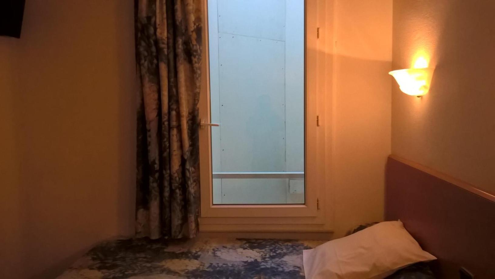 Hotel Compostelle Lourdes Luaran gambar