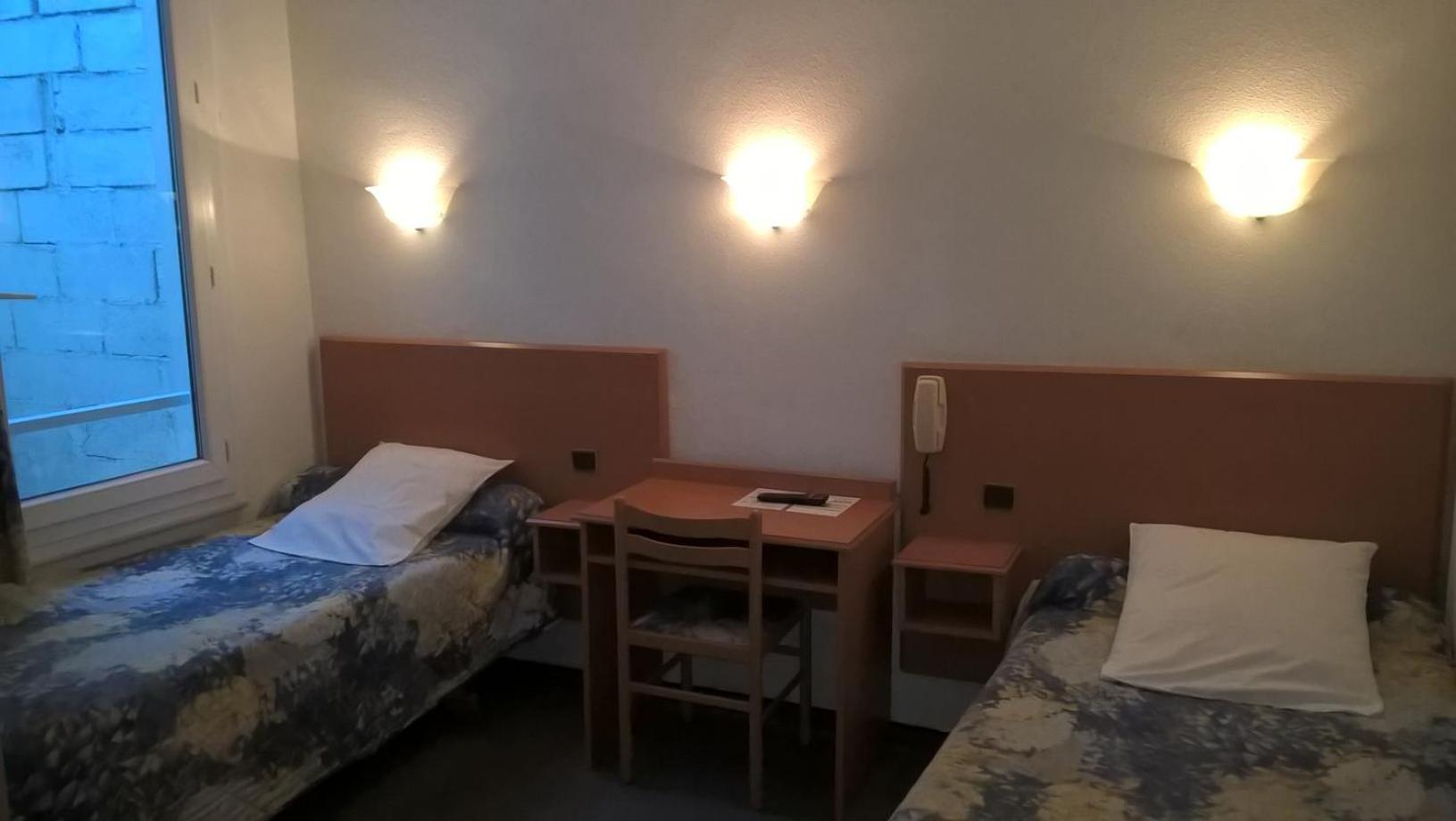 Hotel Compostelle Lourdes Luaran gambar