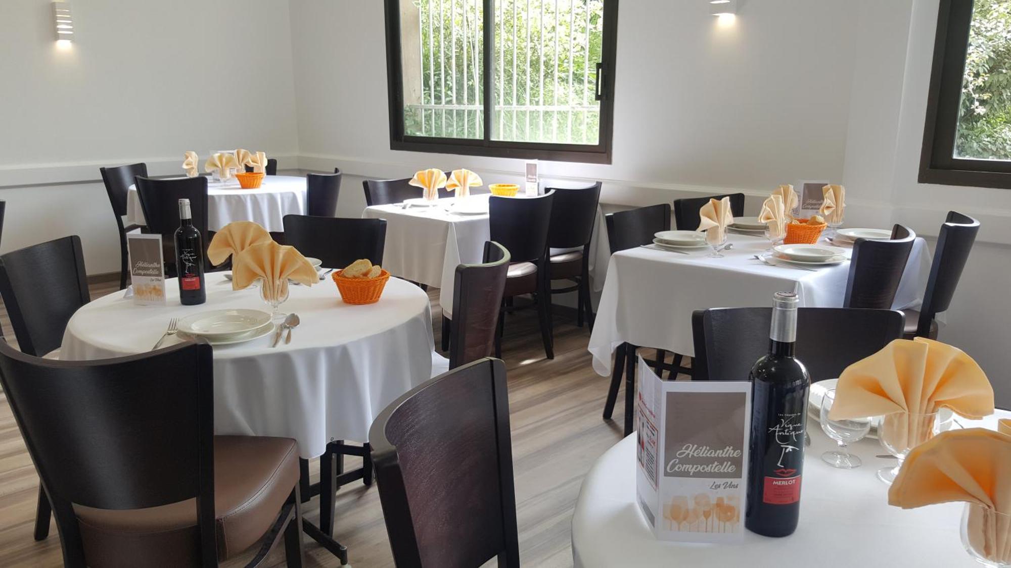 Hotel Compostelle Lourdes Luaran gambar