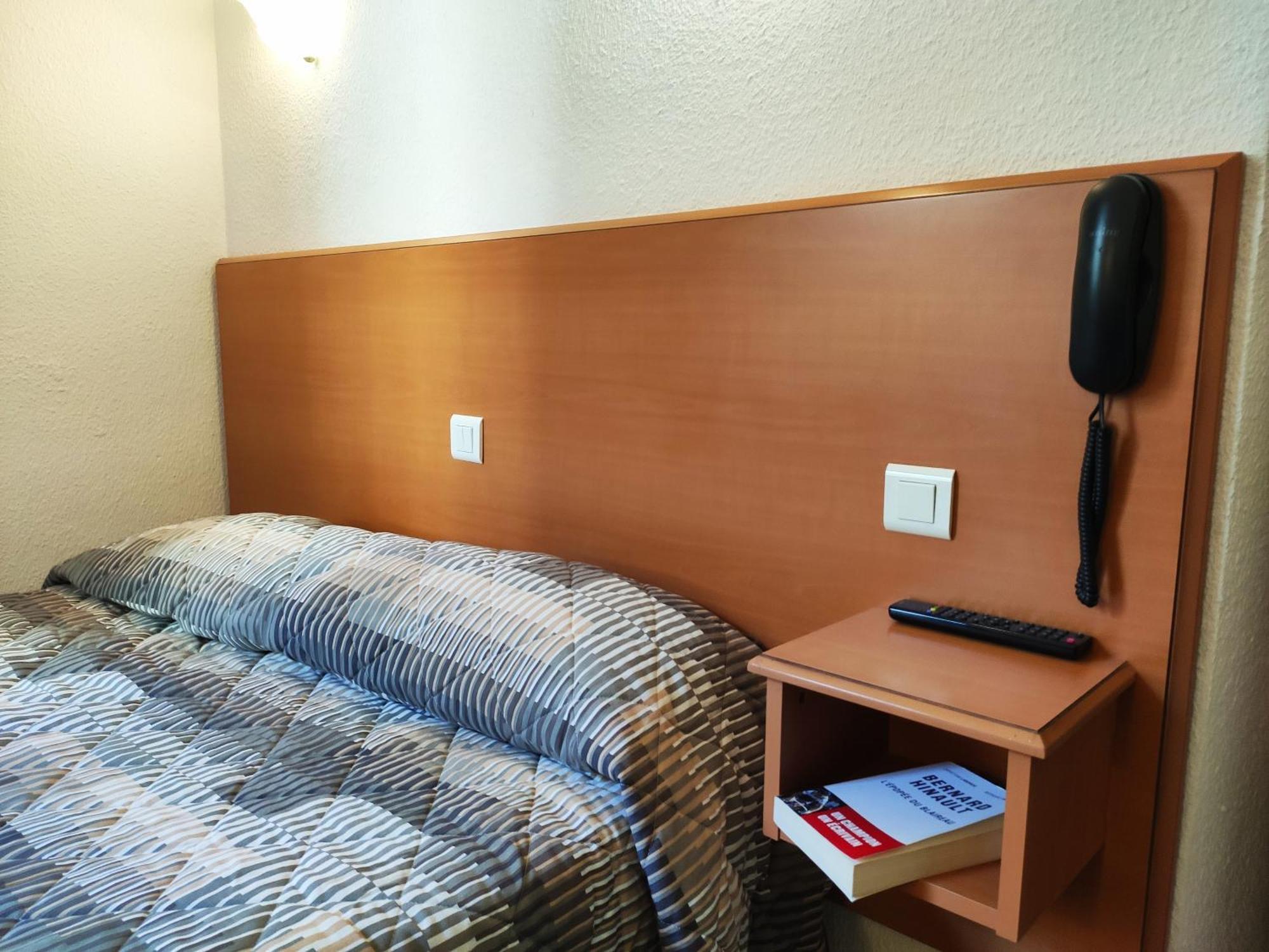 Hotel Compostelle Lourdes Luaran gambar
