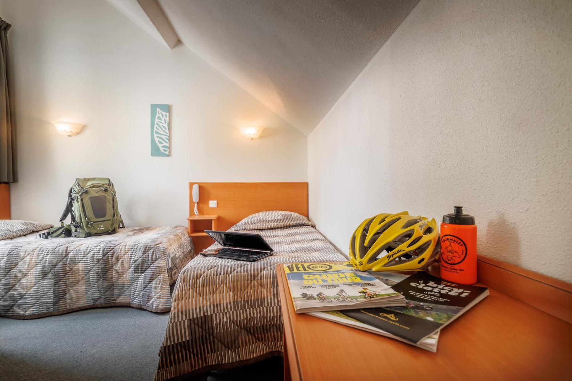 Hotel Compostelle Lourdes Luaran gambar