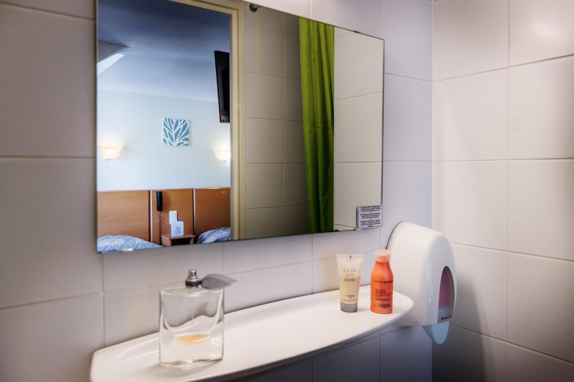 Hotel Compostelle Lourdes Luaran gambar