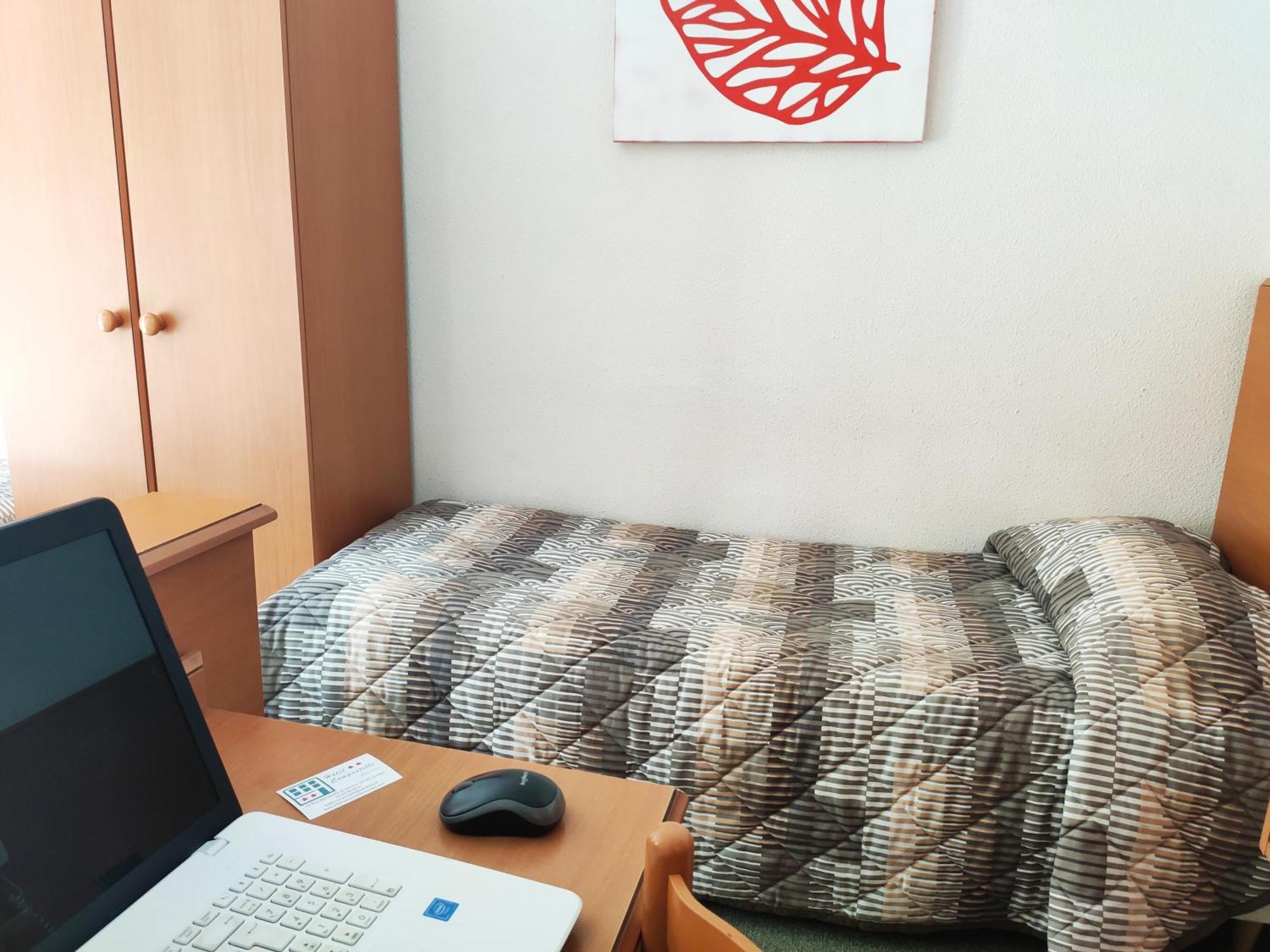 Hotel Compostelle Lourdes Luaran gambar