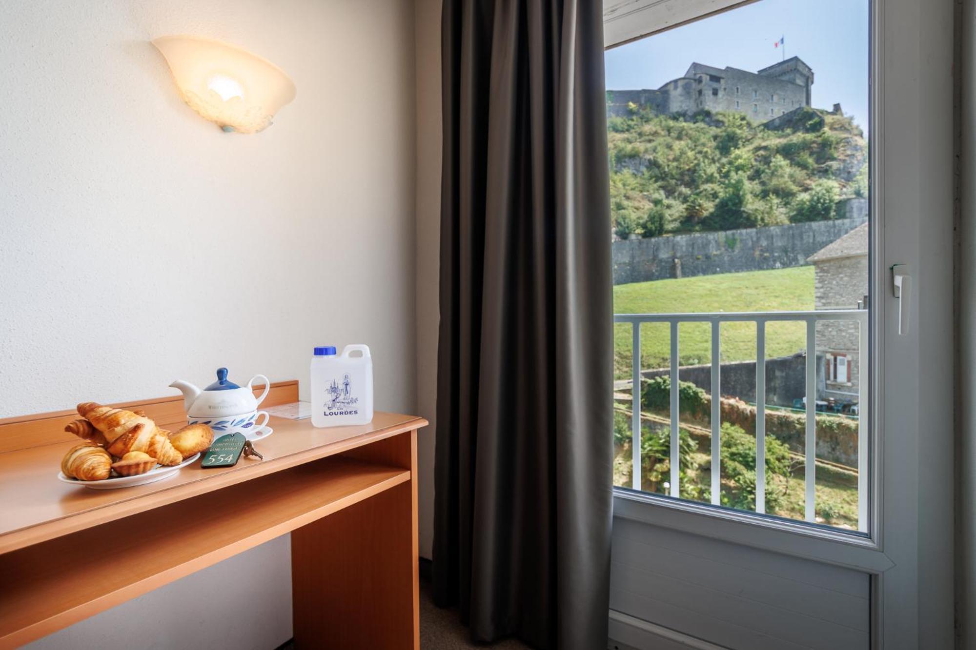 Hotel Compostelle Lourdes Luaran gambar